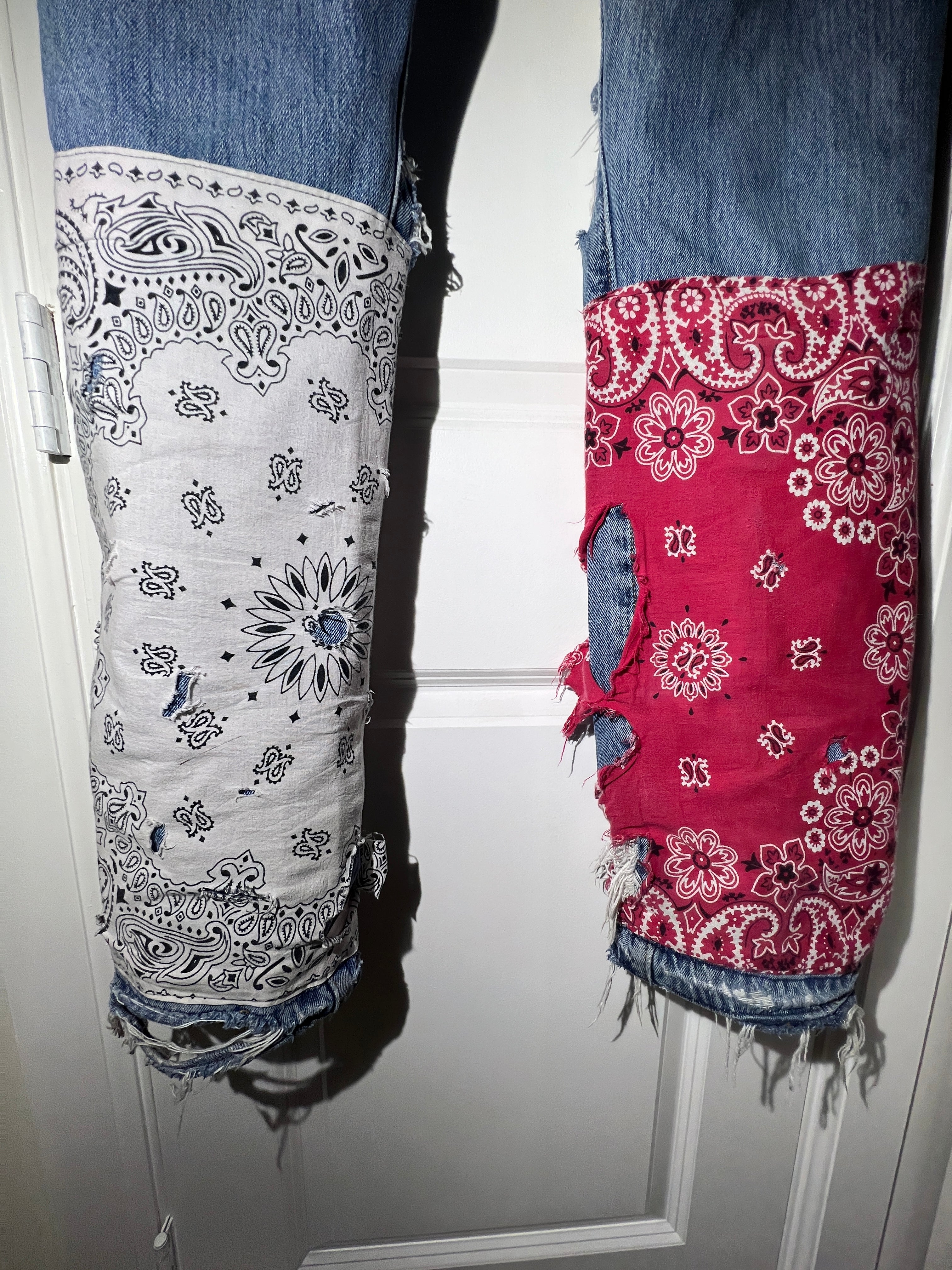Two colourways